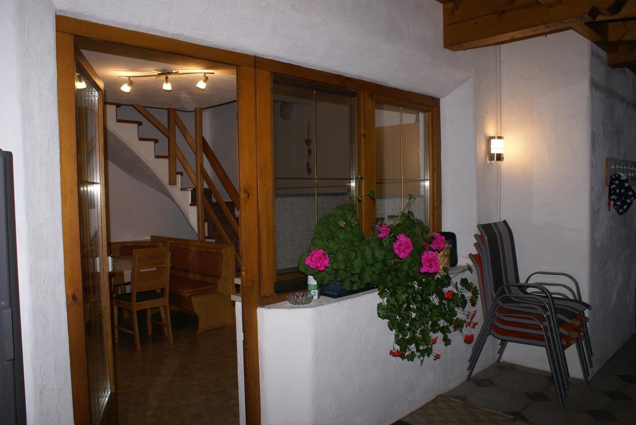 Apart Daniel Ried im Oberinntal Exterior photo